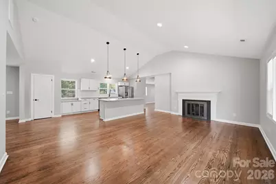 908 13th Street NW, Conover, NC 28613 - Photo 7