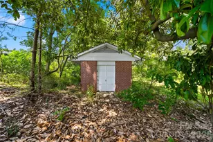 908 13th St NW, Conover, NC 28613 - Photo 31