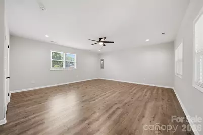 908 13th Street NW, Conover, NC 28613 - Photo 13
