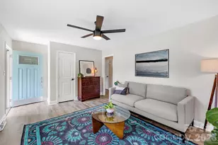 3123 Edsel Pl, Charlotte, NC 28205 - Photo 3