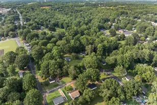 615 E Saunders Ave, Newton, NC 28658 - Photo 31