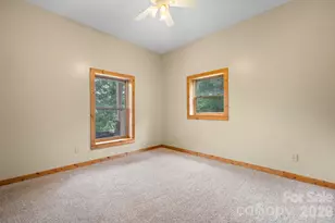 422 Ridge Creek Dr, Taylorsville, NC 28681 - Photo 21