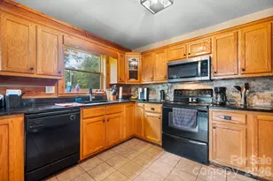 422 Ridge Creek Dr, Taylorsville, NC 28681 - Photo 11