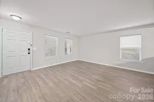 9220 Seamill Rd, Charlotte, NC 28278 - Photo 7