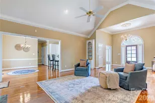 1152 N Windsor Dr, Kannapolis, NC 28081 - Photo 9