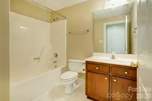 1152 N Windsor Dr, Kannapolis, NC 28081 - Photo 25