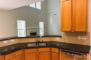 9309 Shrewsbury Dr, Waxhaw, NC 28173 - Photo 13