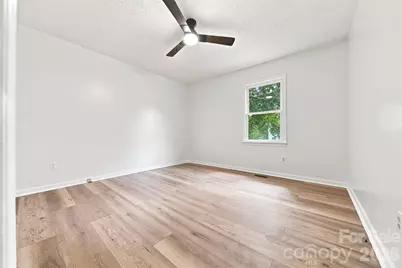 1257 Canseco Lane, Hickory, NC 28602 - Photo 17