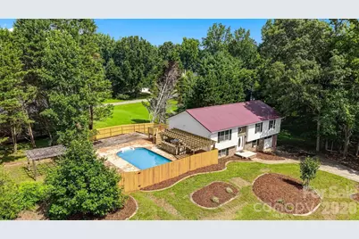 1257 Canseco Lane, Hickory, NC 28602 - Photo 1