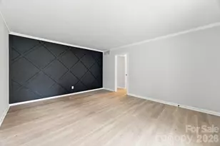 4100 Sudbury Rd, Charlotte, NC 28205 - Photo 5