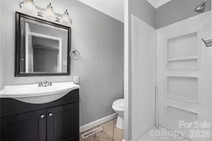 112 Robinette Ln, Statesville, NC 28625 - Photo 11