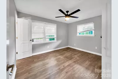 1926 Tyvola Road, Charlotte, NC 28210 - Photo 11