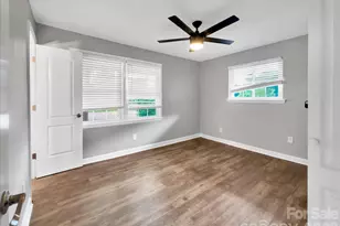 1926 Tyvola Rd, Charlotte, NC 28210 - Photo 11