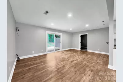 1926 Tyvola Road, Charlotte, NC 28210 - Photo 3