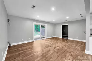 1926 Tyvola Rd, Charlotte, NC 28210 - Photo 3