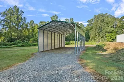 10429 Starwood Drive, Charlotte, NC 28215 - Photo 41