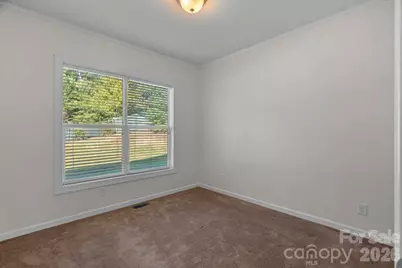 10429 Starwood Drive, Charlotte, NC 28215 - Photo 23
