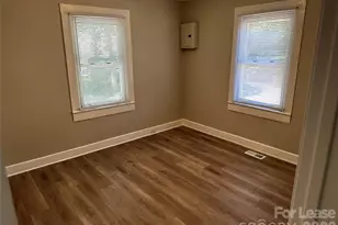 603 Robbins St, Lexington, NC 27292 - Photo 11