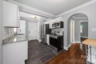 3137 Mathis Dr, Charlotte, NC 28208 - Photo 5