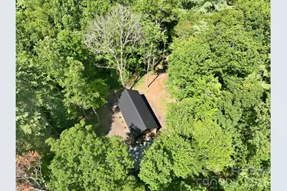 2272 Evans Road, Hendersonville, NC 28739 - Photo 21