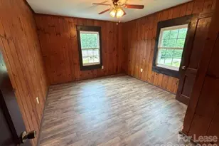 3262 Nix Creek Rd, Marion, NC 28752 - Photo 5