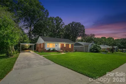 1062 Dresden Drive W, Charlotte, NC 28205 - Photo 1