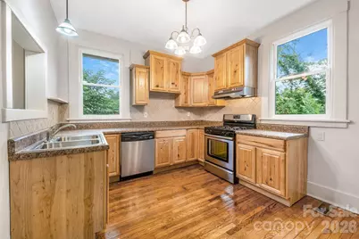 181 Courtland Place, Asheville, NC 28801 - Photo 7