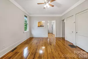 181 Courtland Pl, Asheville, NC 28801 - Photo 3