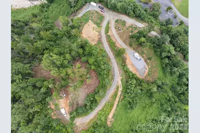 213 Three Rivers Drive, Hendersonville, NC 28792 - Photo 17