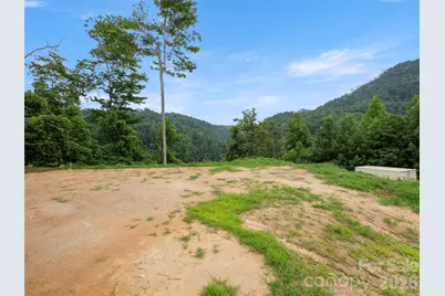 213 Three Rivers Drive, Hendersonville, NC 28792 - Photo 19
