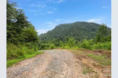 213 Three Rivers Drive, Hendersonville, NC 28792 - Photo 13