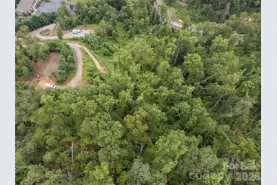 213 Three Rivers Drive, Hendersonville, NC 28792 - Photo 23