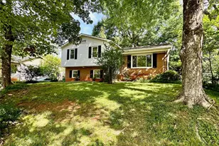 7200 Woodstock Dr, Charlotte, NC 28210 - Photo 3