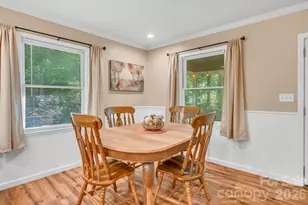 426 Meadowood Ln, Burnsville, NC 28714 - Photo 9