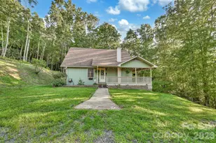 426 Meadowood Ln, Burnsville, NC 28714 - Photo 3