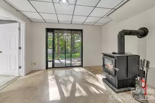 426 Meadowood Ln, Burnsville, NC 28714 - Photo 31