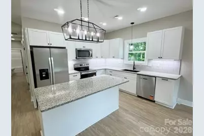 1135 Pinebrook Avenue SE, Valdese, NC 28690 - Photo 11