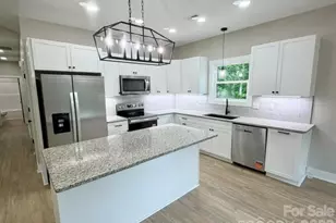 1135 Pinebrook Ave SE, Valdese, NC 28690 - Photo 11