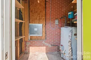 1812 Van Buren Ave, Charlotte, NC 28216 - Photo 25