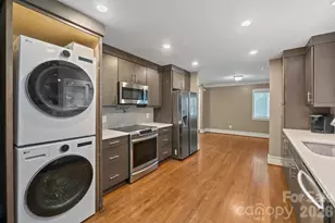 1812 Van Buren Ave, Charlotte, NC 28216 - Photo 11