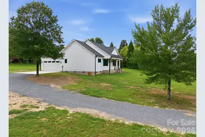 417 E 2nd Street, Faith, NC 28041 - Photo 31