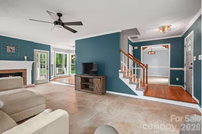 612 Grays Creek Lane, Charlotte, NC 28214 - Photo 5
