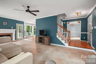 612 Grays Creek Ln, Charlotte, NC 28214 - Photo 5