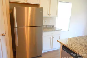 2329 Transatlantic Ave, Charlotte, NC 28215 - Photo 5