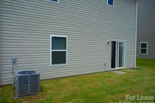 2329 Transatlantic Ave, Charlotte, NC 28215 - Photo 9