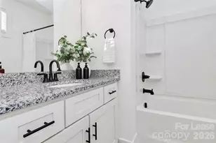 1106 Ivan Dr, Charlotte, NC 28216 - Photo 25