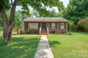 7122 Mallard Creek Rd, Charlotte, NC 28262 - Photo 1