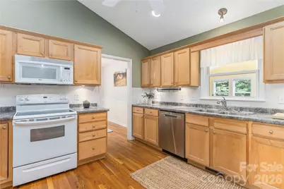 207 Christina Court, Asheville, NC 28806 - Photo 11