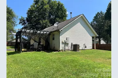 2630 Larry Drive, Charlotte, NC 28214 - Photo 5
