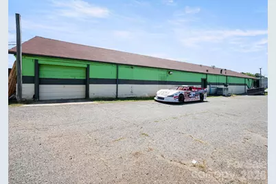 2150 E Franklin Boulevard, Gastonia, NC 28054 - Photo 7